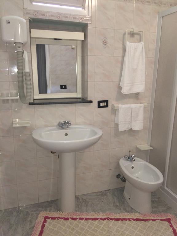 Case Vacanze Jerimar LMP Zimmer foto